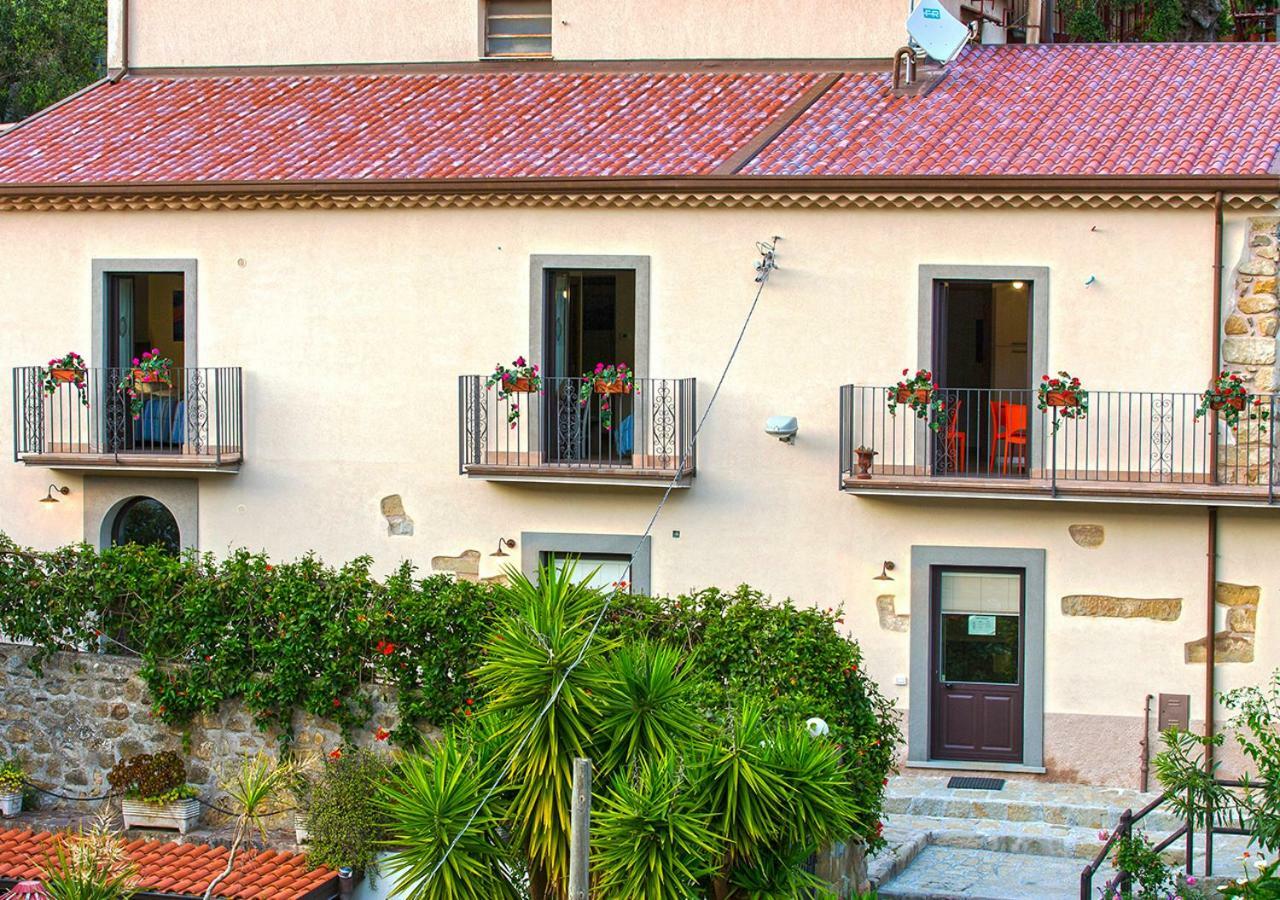 Sant'Angelo di Brolo B&B Loreto المظهر الخارجي الصورة