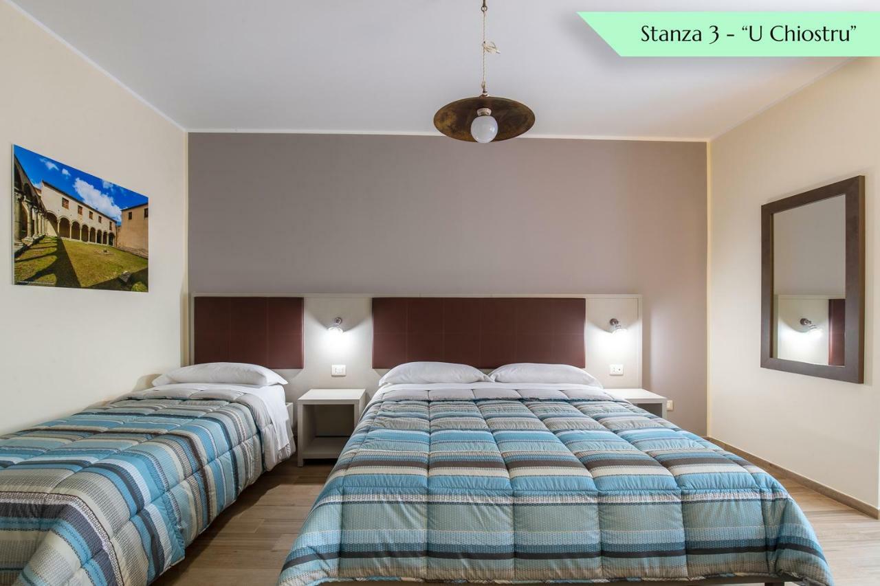 Sant'Angelo di Brolo B&B Loreto المظهر الخارجي الصورة